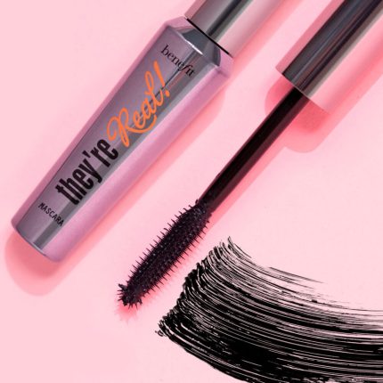 Elevate your eye makeup game with Benefit Cosmetics They're Real! Lengthening Mascara. Buy online at the best price in Bangladesh for stunning lashes that stand out. - Lavishta