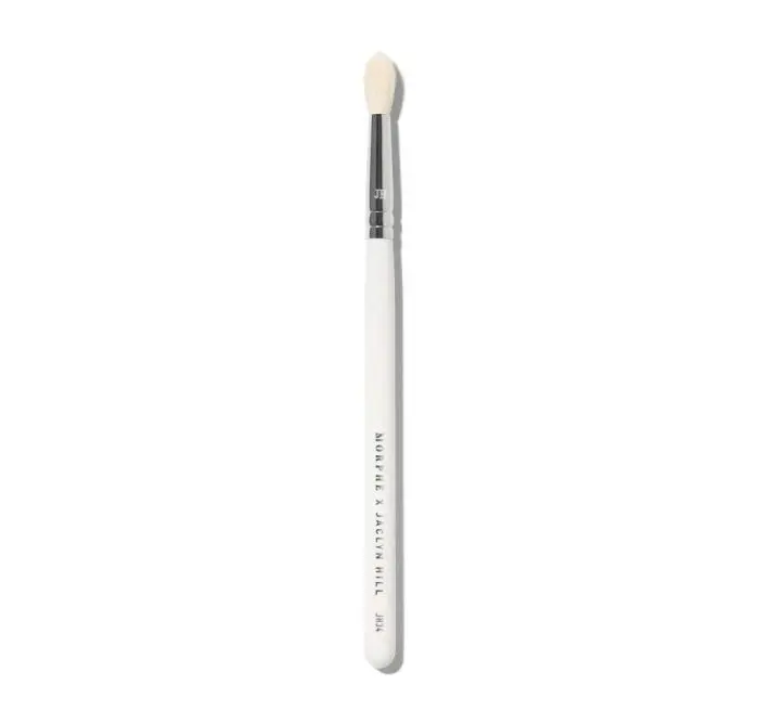 Get the Morphe X Jaclyn Hill Jh34 Carve Your Crease Brush, a must-have makeup tool. This single brush is perfect for carving out your crease. Buy online at the best price in Bangladesh! - Lavishta