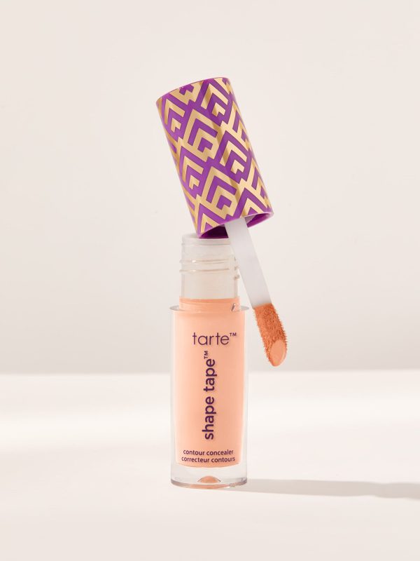 Get your glow on with Tarte Shape Tape Glow Wand! This face makeup highlighter will leave your skin glowing. Buy online at the best price in Bangladesh. - Lavishta