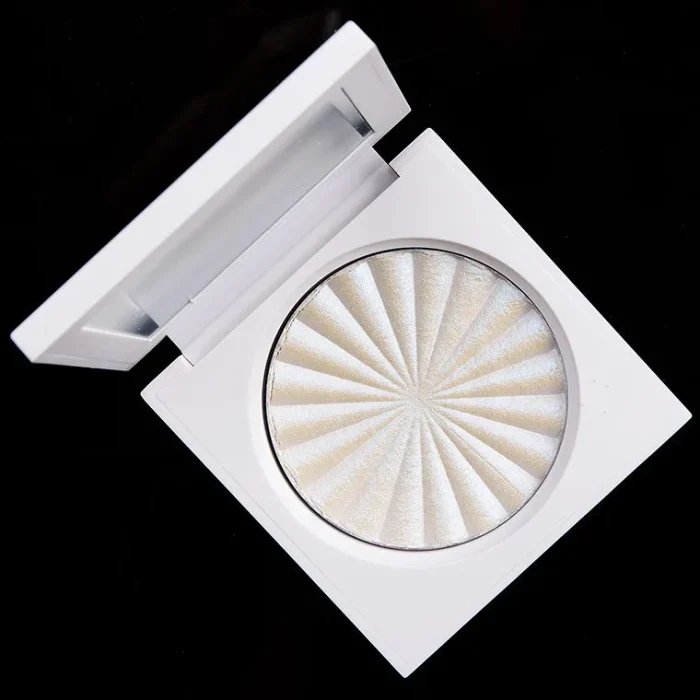Elevate your face makeup game with Ofra Space Baby Highlighter Powder. Buy online at the best price in Bangladesh for a radiant glow that lasts all day. - Lavishta