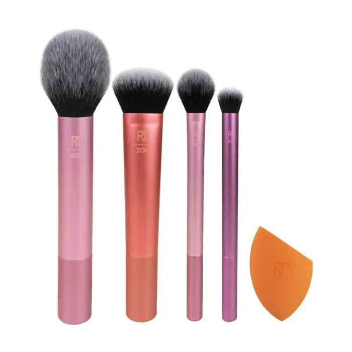 Looking for high-quality makeup tools? Shop the Real Technique Everyday Essentials Makeup Brush Set online at the best price in Bangladesh. Upgrade your beauty routine with this must-have brush set today! - Lavishta