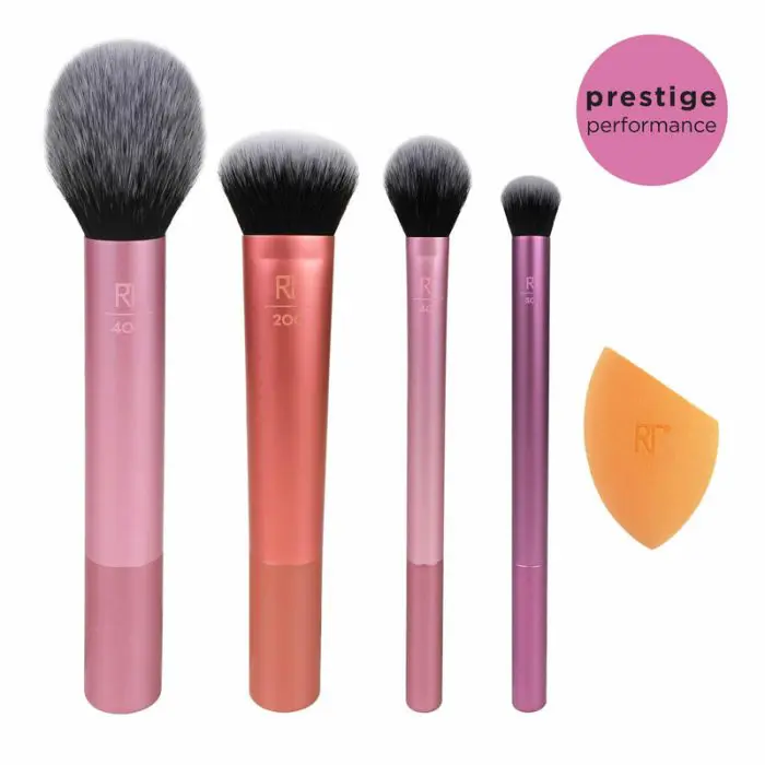 Elevate your makeup routine with Real Techniques Everyday Essentials brush set. Buy online at the best price in Bangladesh for top-quality makeup tools and brush sets. Perfect your look effortlessly! - Lavishta