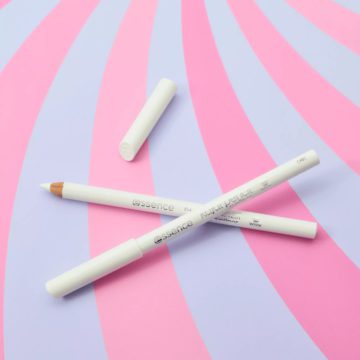Essence - Kajal Pencil - White