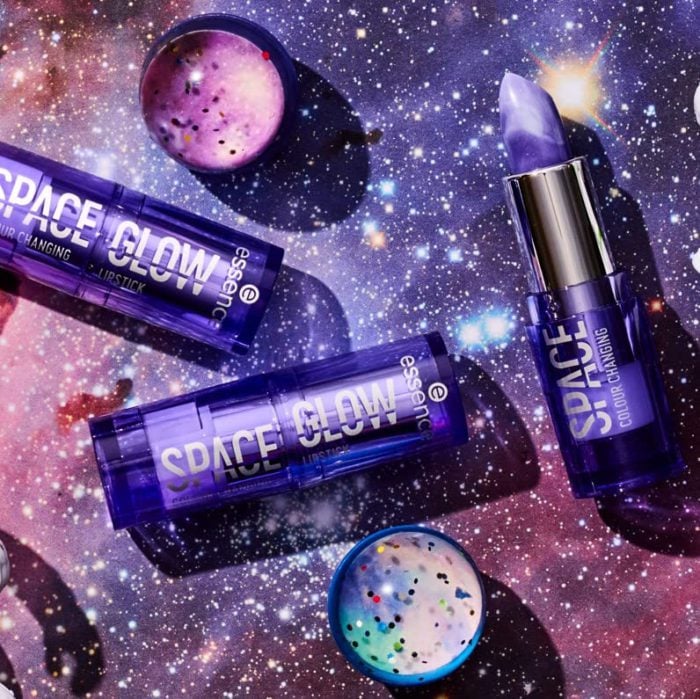 71PKBb9-mtL Essence - Space Glow Colour Changing Lipstick - Image 1
