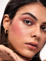 Sheglam - Lightweight Matte Blush - Daydreaming - Image 3