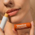 Vaseline - Lip Therapy - Cocoa Butte 4.8g - Image 5