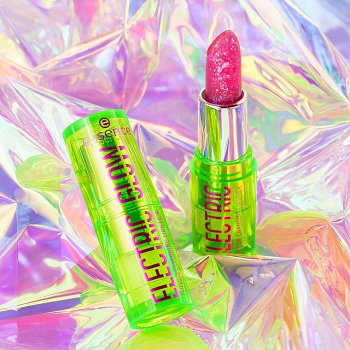 c5xm0sib31qi Essence - Electric Glow Colour Changing Lipstick - Image 1