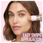 Maybelline - Instant Age Rewind Perfector® 4-In-1 Glow Makeup - Image 3