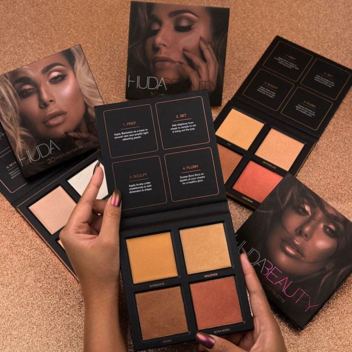 Huda_Beauty_3D_Cream_and_Powder_Highlighter_Palette-Bronze_Sands_-_Jotey-7672450_1445x Huda Beauty - 3d Cream And Powder Highlighter Palette - Bronze Sands Edition - Image 1