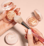 Huda Beauty - N.Y.M.P.H. Cheek Blush & Glow Brush - Image 2