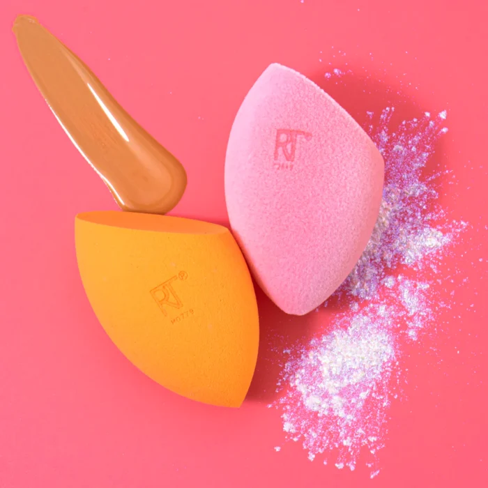 B084CJF4QM_PT16_1024x1024 Real Technique - Iconic Blend + Set Makeup Sponge Duo - Image 1