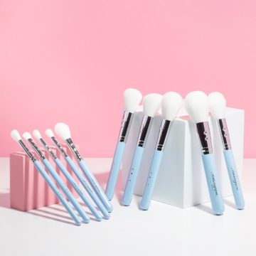 Slmissglambeauty - Beauty Take Me Away Brush Set