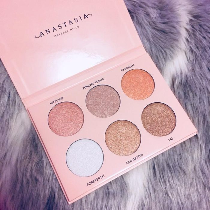 Anastasia Beverly Hills - Nicole Guerriero Glow Kit - Anastasia Beverly Hills - Nicole Guerriero Glow Kit - Image 1
