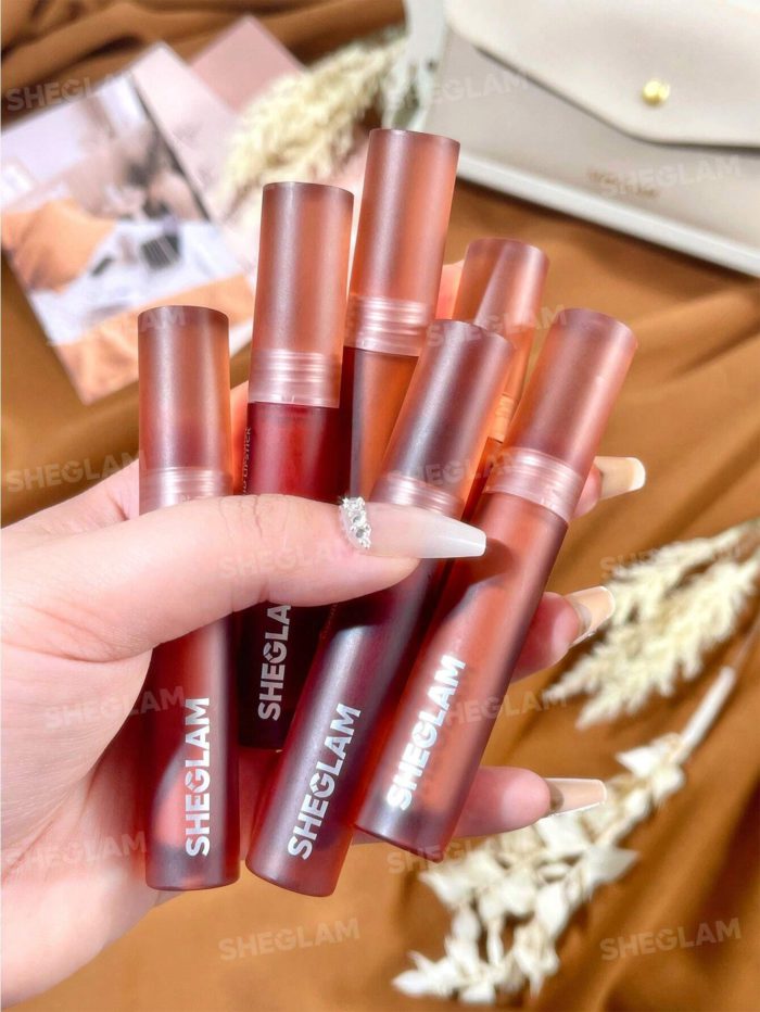1711548858c62b50847200c2f49ca32703ebd714ee_wk_sheglam Sheglam - Soft Haze Lip Blur - Image 1