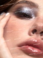 Sheglam - Gleam Chaser Eyeshadow Topper - Image 4