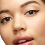 Sephora - Hot Line Brush Tip Waterproof Liquid Eyeliner - 01 Black - Image 4