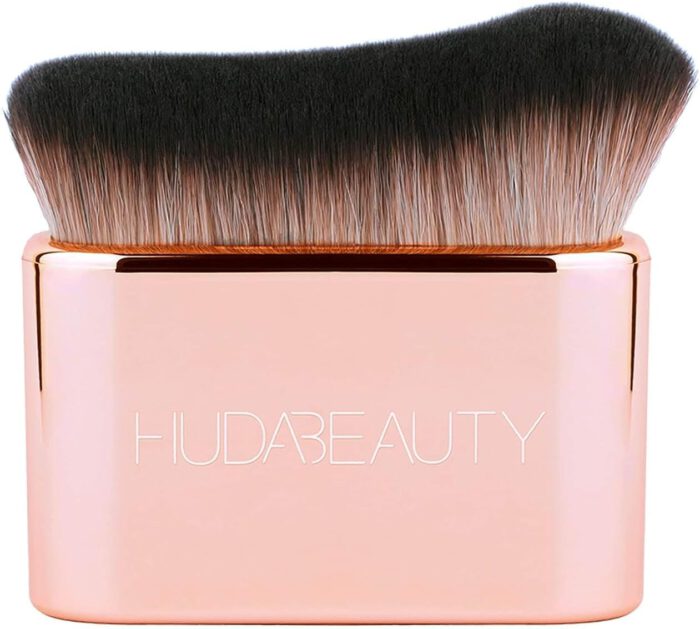 Huda Beauty - Body Blur And Glow Brush - Huda Beauty - Body Blur And Glow Brush - Image 1